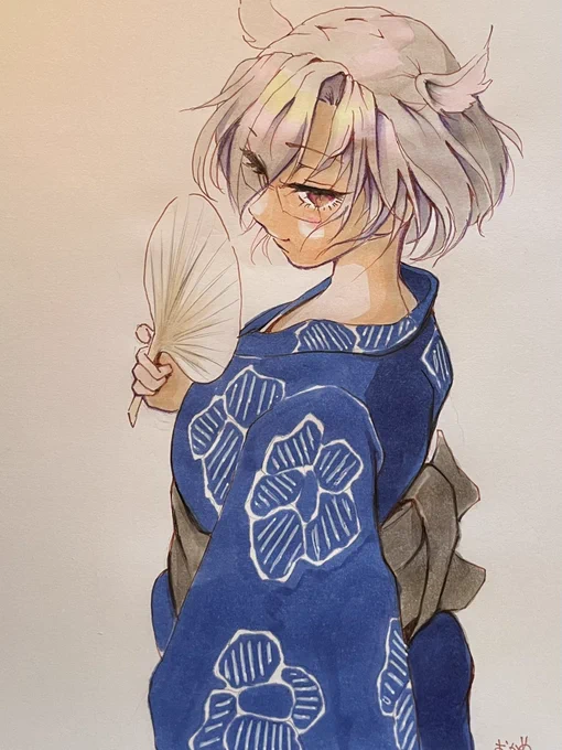 #見た人も何か無言で眼鏡っ子をあげる