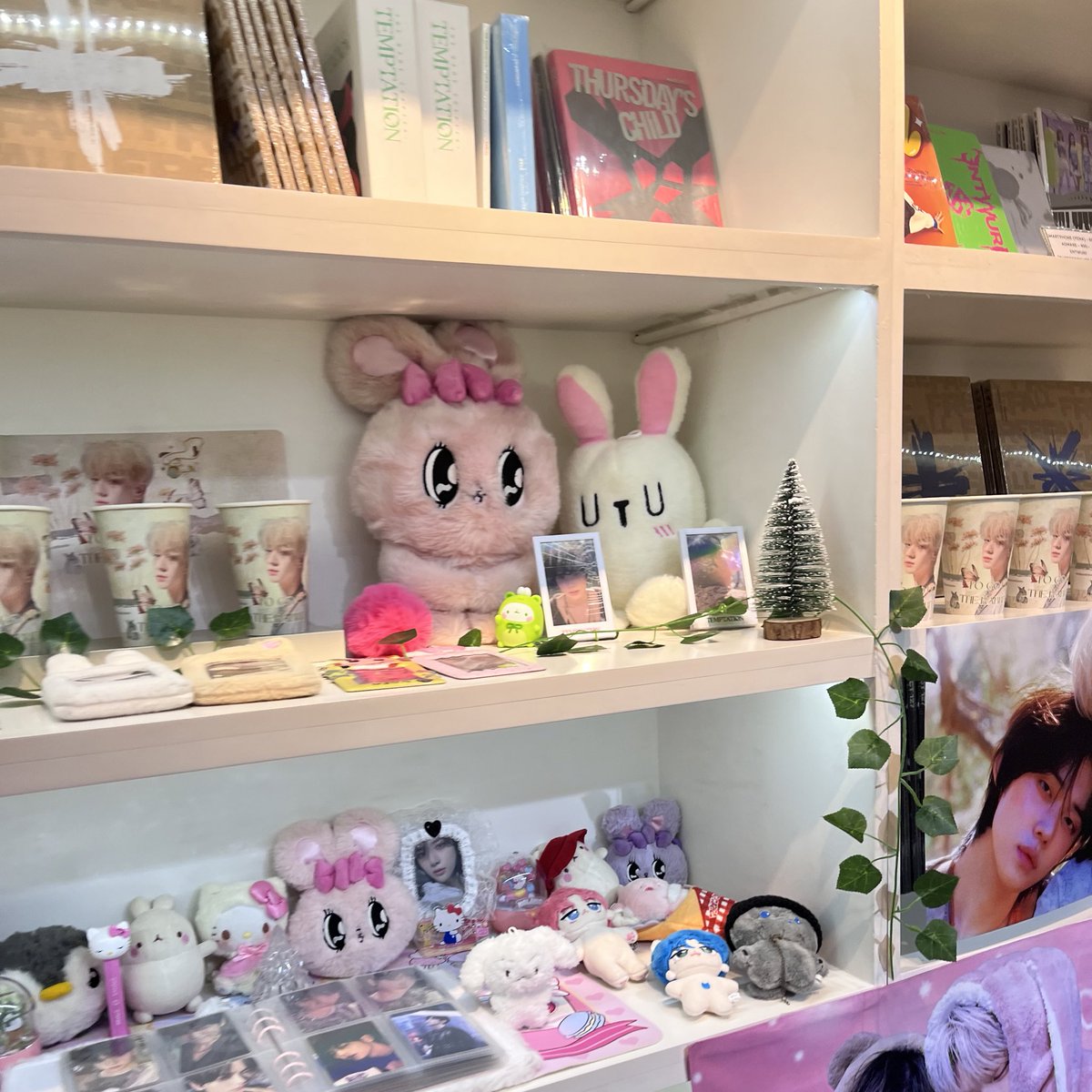 DKanythingbutDK's tweet photo. มาหาสุดหล่อแล้วค้าบ🥰💖✨🐰 

#AllDayWithSoobin
#HappySoobinDay 
#TOMORROW_X_TOGEHTER https://t.co/va4uqLuMT4