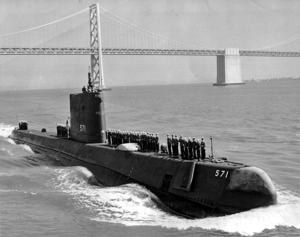 Submarines

#USSNautilus SSN571 (1954-1980)
Nautilus Class

📷 #SanFranciscoBay May 1958

@USNavy 🇺🇸