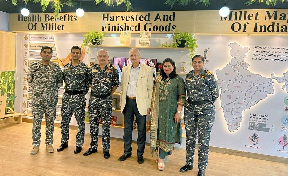 IN_Hamla's tweet photo. @rajbhandari53 &amp; @HuseinNaaznin mentored trainees on storage, preservation &amp; nutrition aspects of Millets at @IN_Hamla &amp; visited the new #Millets Experiential Centre for an immersive experience. This innovative centre sets a new benchmark for training(1/2)
#IYM23
#HamlaHappenings https://t.co/zRp85ltn9k