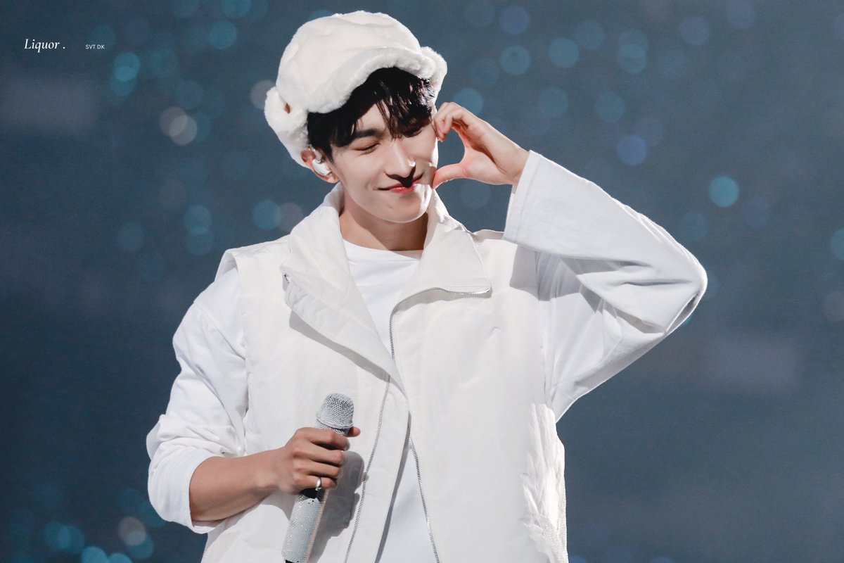 Liquor218's tweet photo. 231209 Osaka

HD

#도겸 #DK #이석민 #DOKYEOM #세븐틴 #SEVENTEEN https://t.co/lb5W1a3J8A