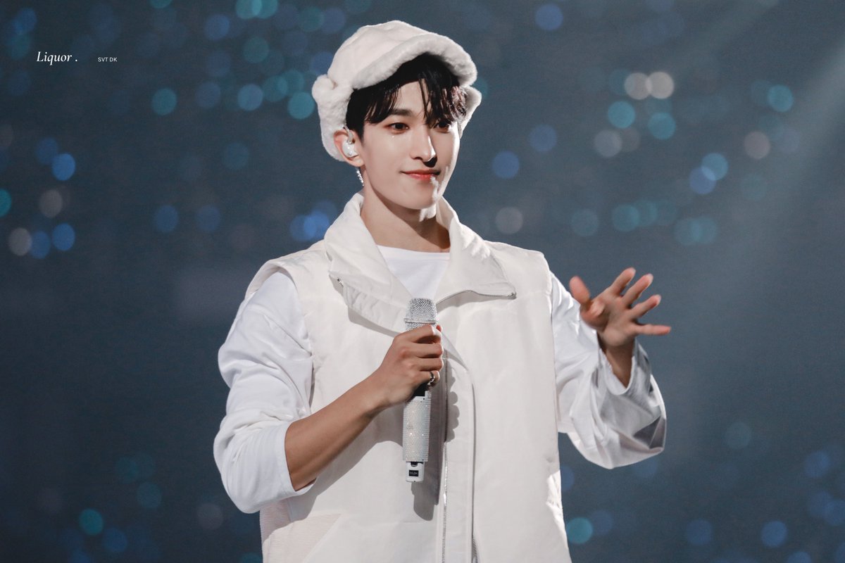Liquor218's tweet photo. 231209 Osaka

HD

#도겸 #DK #이석민 #DOKYEOM #세븐틴 #SEVENTEEN https://t.co/lb5W1a3J8A