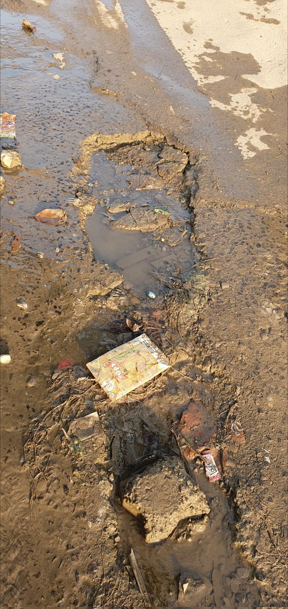 totallytrashed's tweet photo. @CDAthecapital Street 67, G-8/1, Islamabad. The street hasn't been recarpeted in years. This is the current state and my previous complaints went unheard too. 
@Islamabadies @islamabad https://t.co/eT2Sr9EOeU