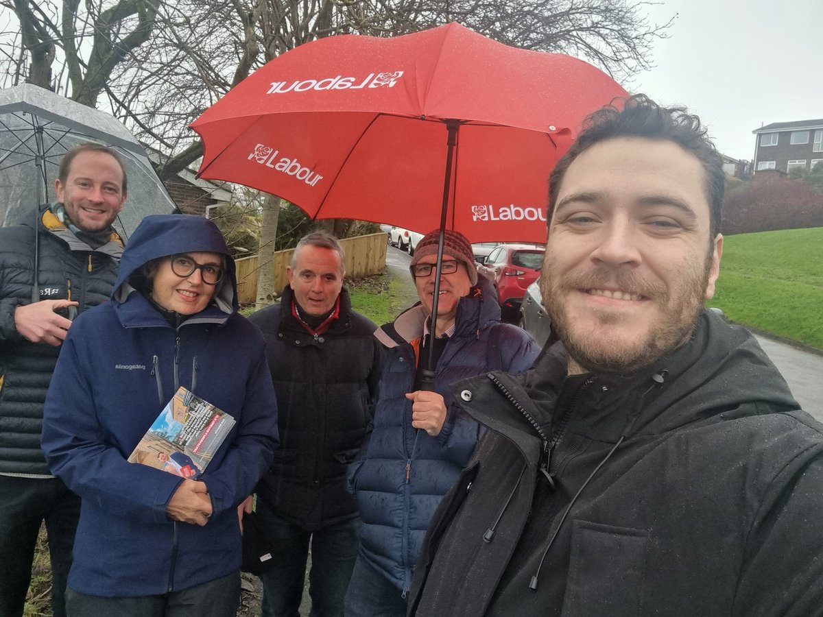 Out on the #labourdoorstep in all weathers. Great to be out with the @LabourHexhamCLP team in Prudhoe this morning