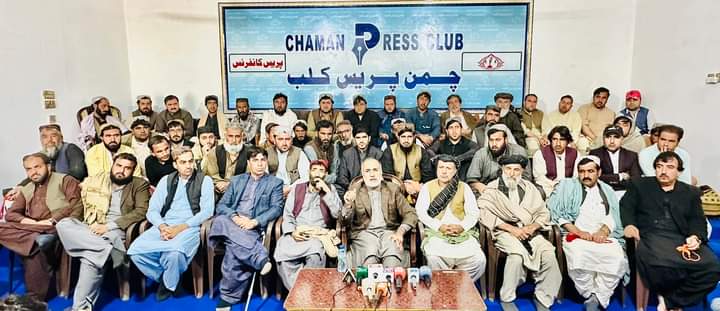 NaraazRahmat's tweet photo. چمن/پریس کلب کی د عوامی نیشنل پارٹی صوبا��ی صدر قدرمن مشر اصغر خان اچکزئی پر 13 دسمبر پہ چمن  شار کی د پرلت د مطالبو او  نورو مشکلاتو پہ حوالہ د جلسے اور مظاہرے  اعلان وکڑی او پہ دے حوالہ یے د پریس کانفرنس پہ زیعہ د ٹولو خلگو سخہ یے پر 13 دسمبر پہ مظاہرہ او جلسہ کی د شرکت اپیل https://t.co/wzE8sX2V1o