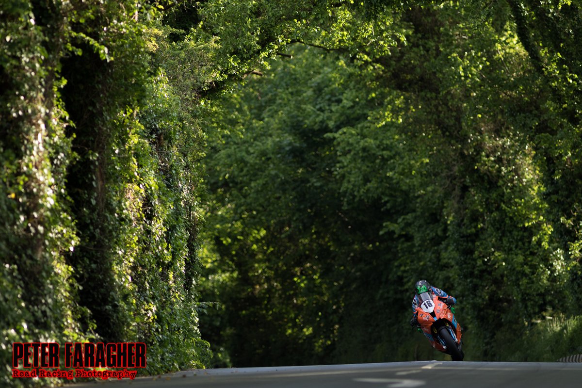 A throwback to @ttracesofficial 2022 and @DomHerbertson through the epic tree lined Bishopscourt section