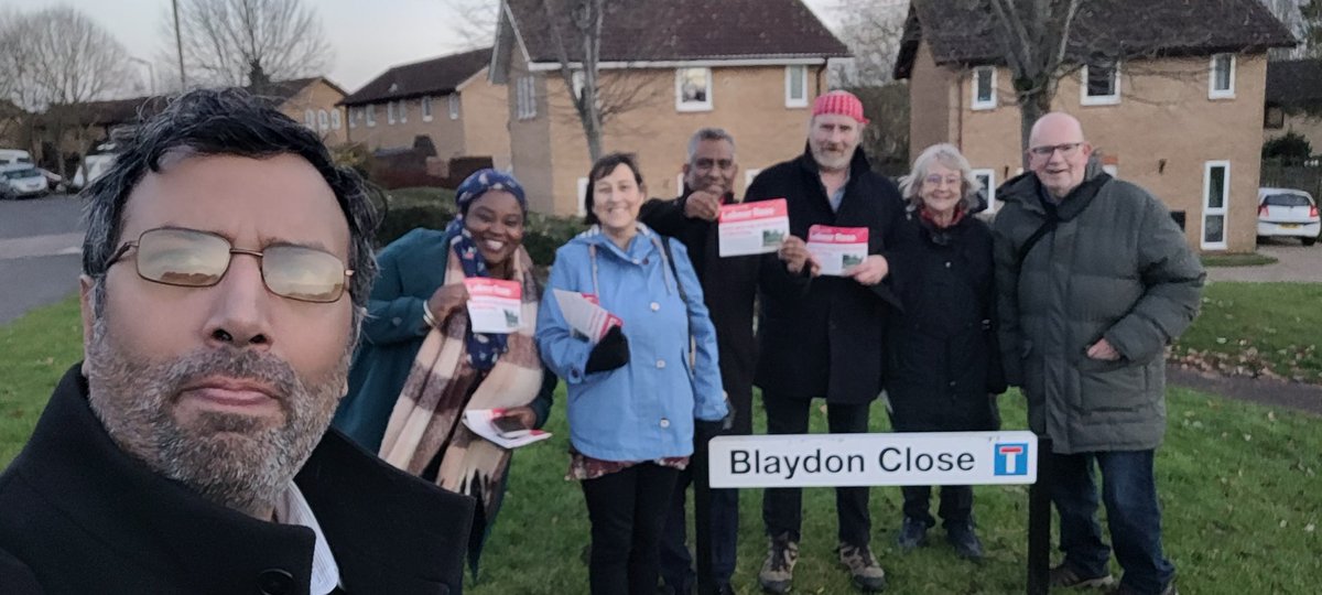 📣 Big thanks to all the residents who spoke to us today in Aintree Close, Fontwell Drive, and Blaydon Close! 🙌🏼🏡 It's always great to hear directly from you about what matters most. Your input is invaluable in shaping our community's future. 💪🏼🌹#Bletchley #localcommunity 🙏🏼✨