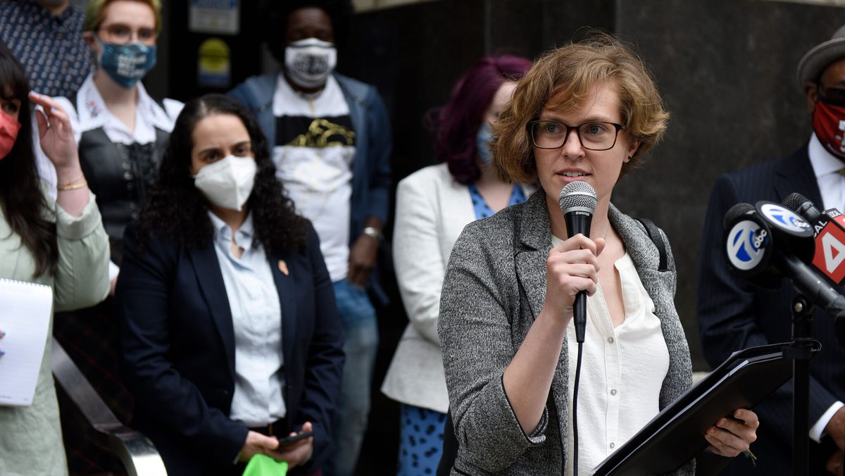 Bluecodepodcast's tweet image. Power vs Authority....

#power #ethics #policebrutality #blacklivesmatter #alllivesmatter #bebetter

bit.ly/3sNrTmx