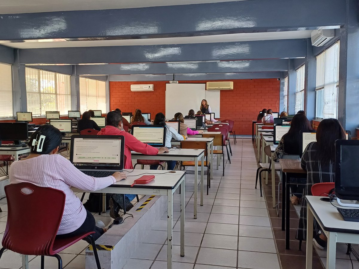 SiboneyAlvarado's tweet photo. Aspirantes a SE y CAEs participan en aplicaciones de exámenes en línea del #INE en #Cecytec de #Morelos #Coahuila dentro del Proceso de selección, reclutamiento y contratación para el #PEL20232024 @01JDE_INECoah @INECoahuila https://t.co/E5y3c8FjTe