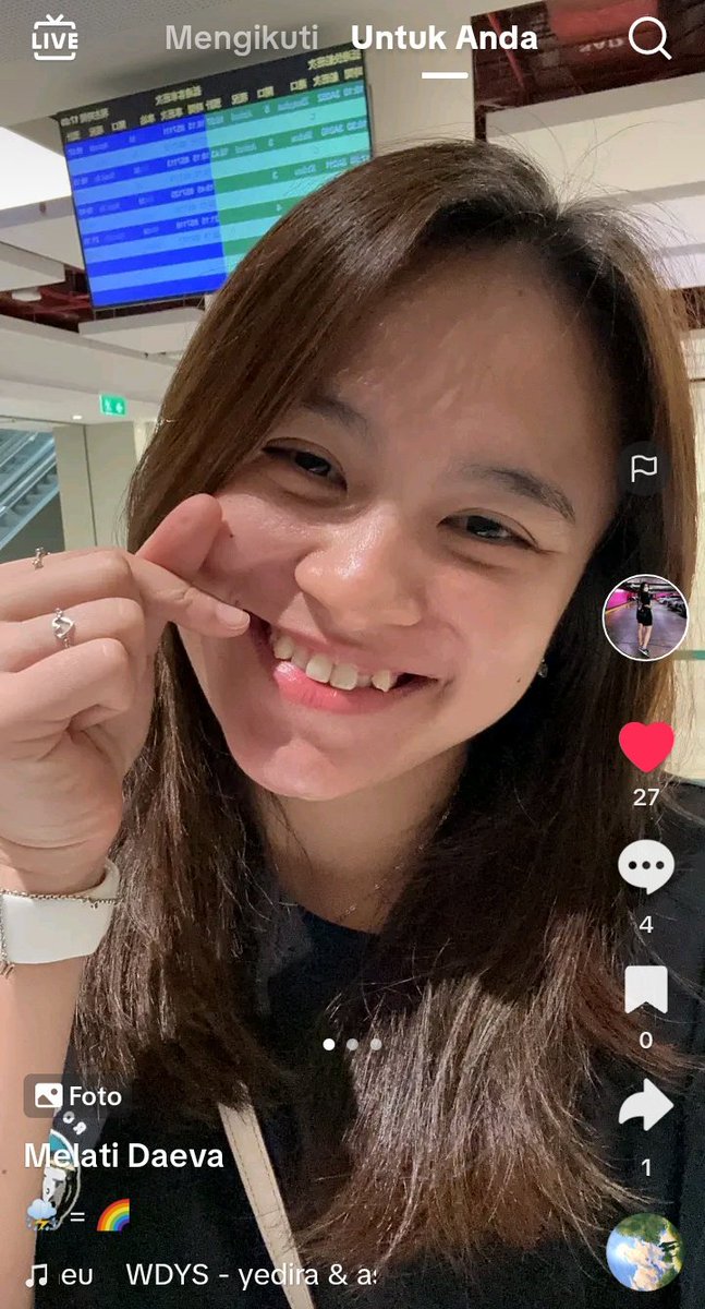 ⛈️ = 🌈

Iya setelah Hujan Badai pasti ada pelangi  

Semangat menunggu pelangi itu tiba ya ka meli❤️