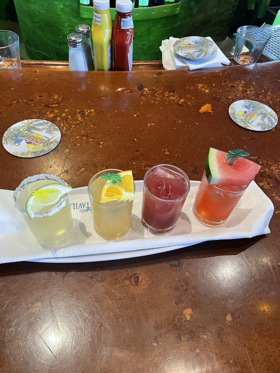 Pr0fessorSplash's tweet photo. We in Orlando again 😎 work hard play harder #hd https://t.co/T0jMPRZQyP