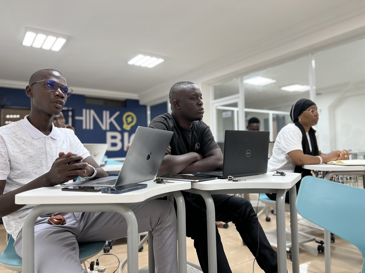 HubNimba's tweet photo. 🚀 Retour sur notre Meetup "AWS pour Tous : Explorer le Cloud très facilement" ! 
💡 Nous sommes ravis d'avoir pu éclaircir le concept du cloud AWS et d'avoir fourni les outils pour débuter un voyage dans le cloud.
AWS #CloudComputing #devscom #NimbaHub #MeetupTech #AWSPourTous https://t.co/amxu21CspT