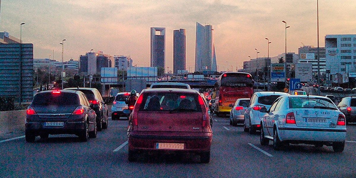 Se calcula que las tabacaleras han pagado ya más de cien mil millones de euros en multas a lo largo de la historia. 

Será nada en comparación con lo que otros pagarán por el daño que hace la contaminación en las ciudades.

Ve preparando la cartera Almeida...