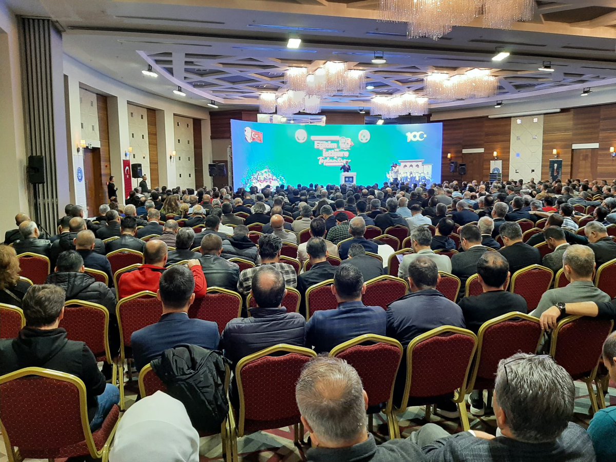 Şube Yönetim Kurulu Üyeleri Eğitim ve İstişare Toplantımız, “Kurumsal kimlik ve sosyal medya kullanımı” temalı teşkilat eğitimi ile tamamlandı.

Azim, inanmışlık ve kararlılıklarıyla her daim Türk Eğitim Sen’i güven kapısı kılan kıymetli yol arkadaşlarıma şükranlarımı sunuyorum.