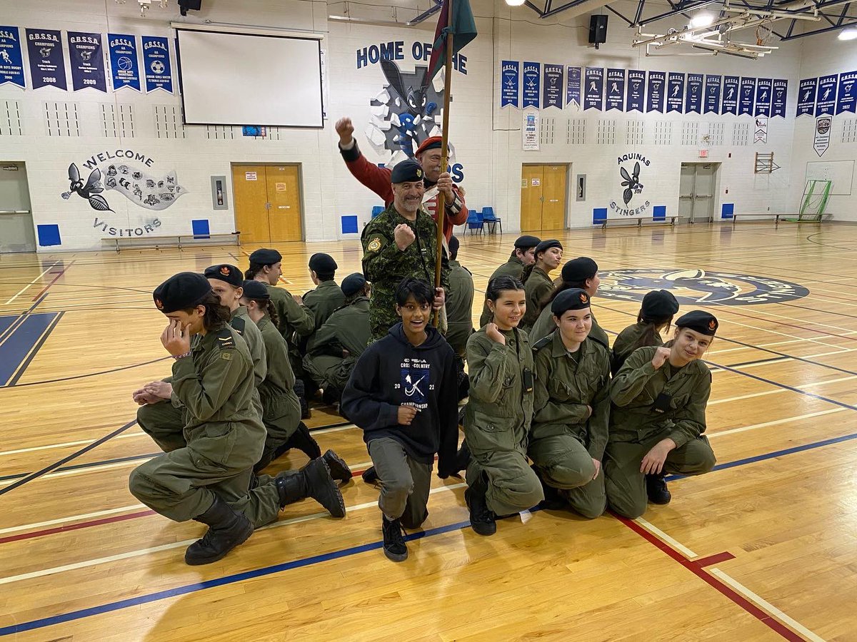 329RCACC's tweet photo. Who says drill isn’t fun?
This past week 329- CAF & Cadet members- participated in a bit of 19th Century British Army drill.
It was amazing!!
Bravo Zulu, all!!
#329Proud #329healthysafeengaged
#warof1812 #militaryreenactment #history #britisharmy #footdrill #repelcalvary https://t.co/Zaw6oPxxK0
