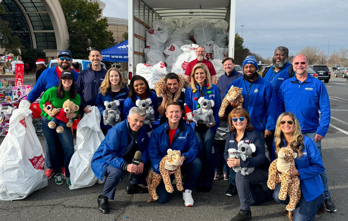 A ‘magical’ morning!  Thanks to our viewers, corporate sponsors, and to the Salvation Army for another great Magical Toy Drive Drop-off! Helping 6,000 local kids celebrate Christmas. 🎄