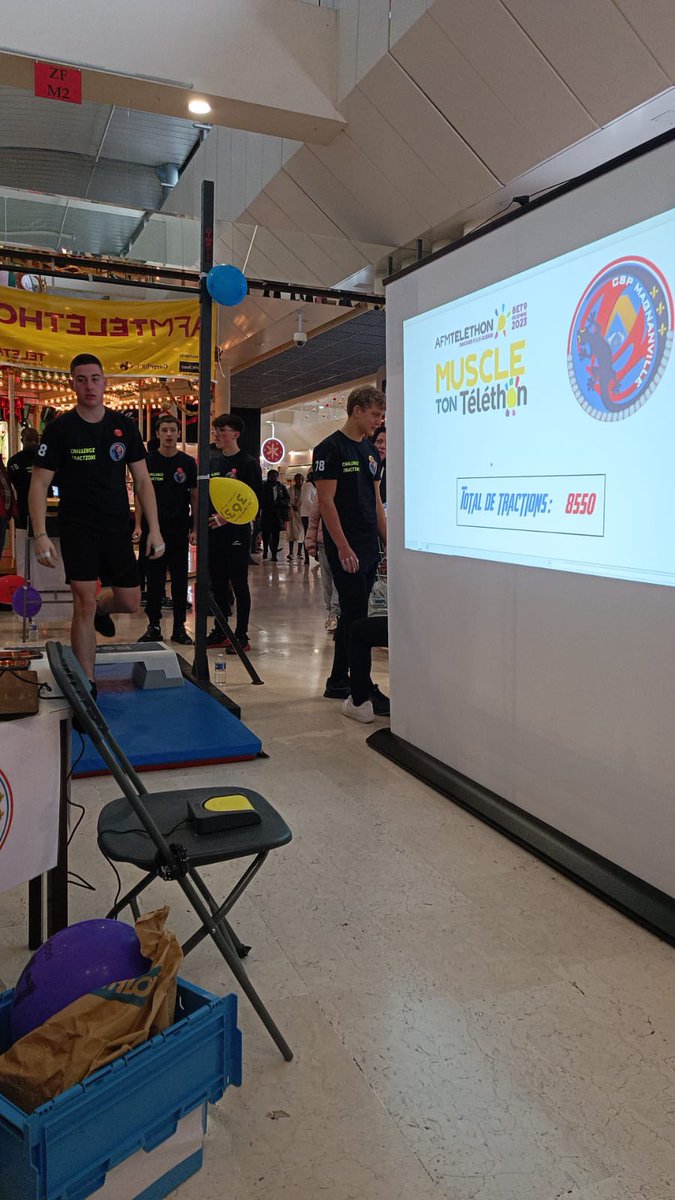 [#Téléthon] Les <a href="/pompiers78/">pompiers78</a> sont engagés pour le <a href="/telethon_France/">AFM-Téléthon</a> 2023 sur le département des <a href="/Les_Yvelines/">Les Yvelines</a>.
De nombreuses initiatives sont organisées pour soutenir la recherche scientifique et combattre les maladies rares.