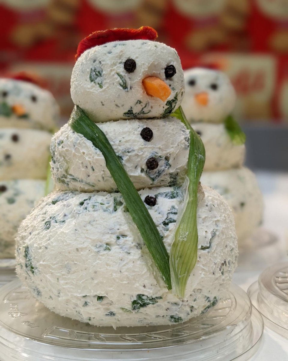 Chill out with our adorable snowman cheeseball! ❄️🧀 Perfect for your holiday spread! Grab yours today.