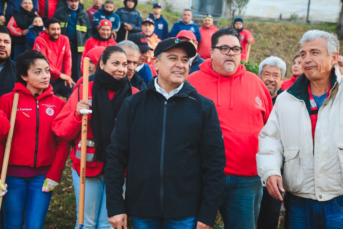 Todos los sábados en las Caravanas de Recuperación de Espacios, nos unimos para transformar nuestro municipio con el fin de lograr una imagen digna, es lo que he promovido durante estos 2 años de trabajo. Porque las y los tlalnepantlenses merecen espacios dignos y seguros.