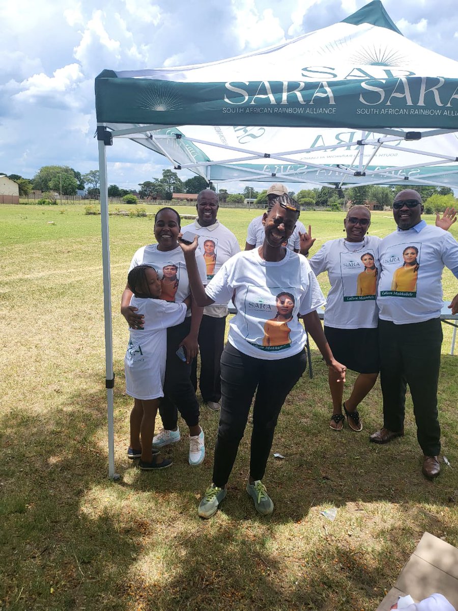 SARA_POLITICS's tweet photo. United we stand; divided we fall. SARA is in a city, town, church, mall, stadium near you.

#PresidentOfThePeople 
#16daysofactivism 
#BirthOfANewNation 
#RememberToRegisterToVoteOnline
#BuildingWorldClassAfricanCitizens https://t.co/lkTBFU2mD3