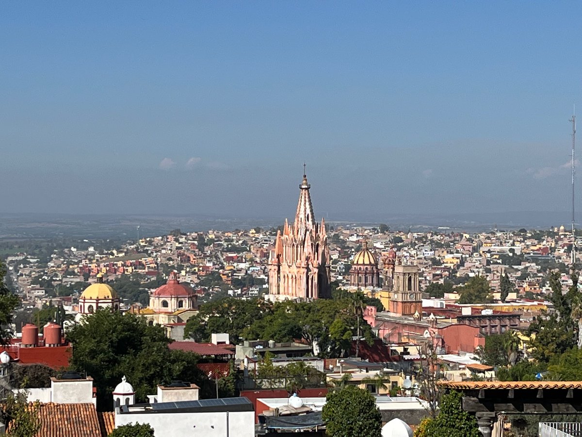 Sad to say goodbye to friends and the beautiful, Spanish Colonial city of #SanMiguelDeAllende,  Mexico.
