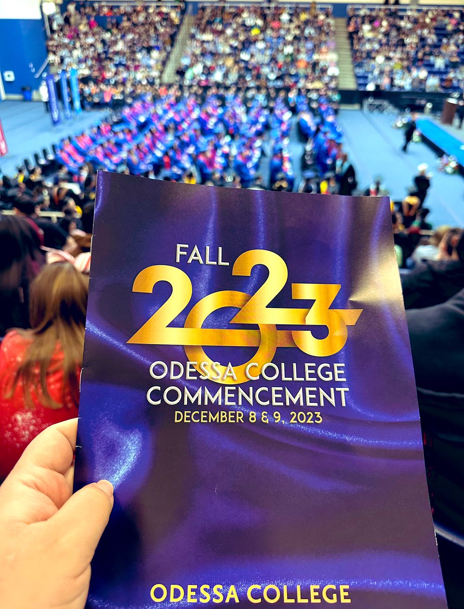 mojosellers's tweet photo. @wearebonham Congratulates all the graduates of Odessa College! Future Teachers, we applaud you. Welcome to the profession! @OdessaCollege @Midland_ISD https://t.co/DUXOneVyJm