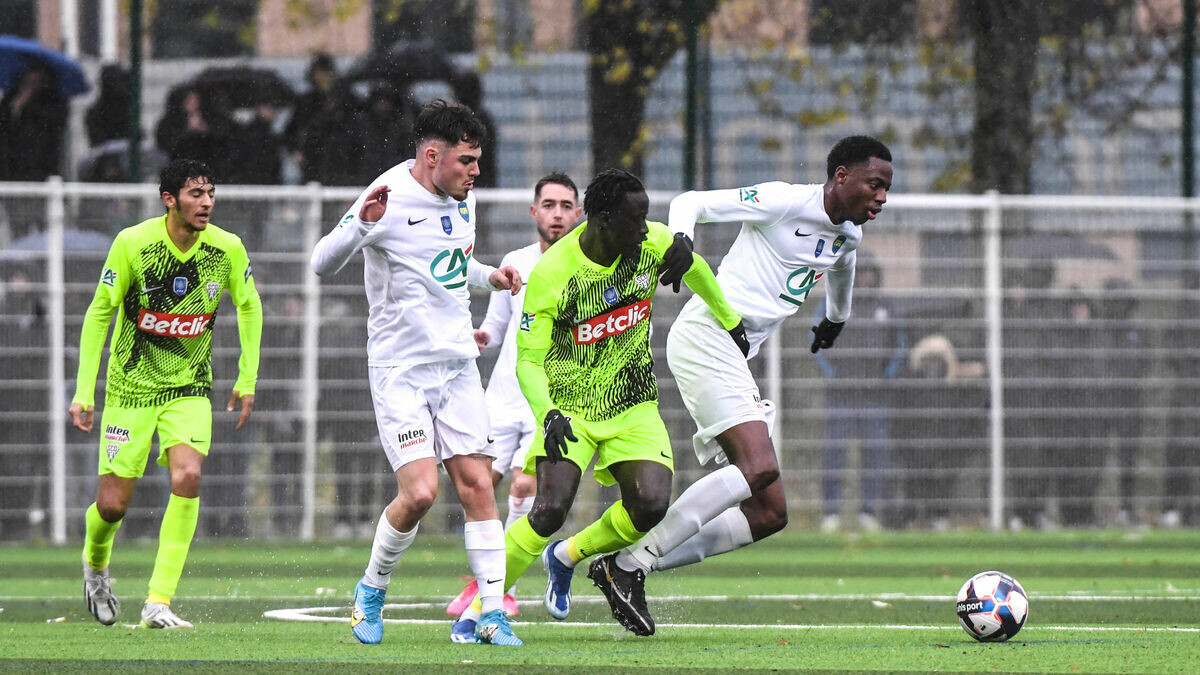 leparisien_92's tweet photo. Coupe de France : les regrets du Plessis-Robinson, tout près de l’exploit face à Angers (1-2)
➡️ https://t.co/zXKIyIVeGQ https://t.co/ChlvEPA8LV