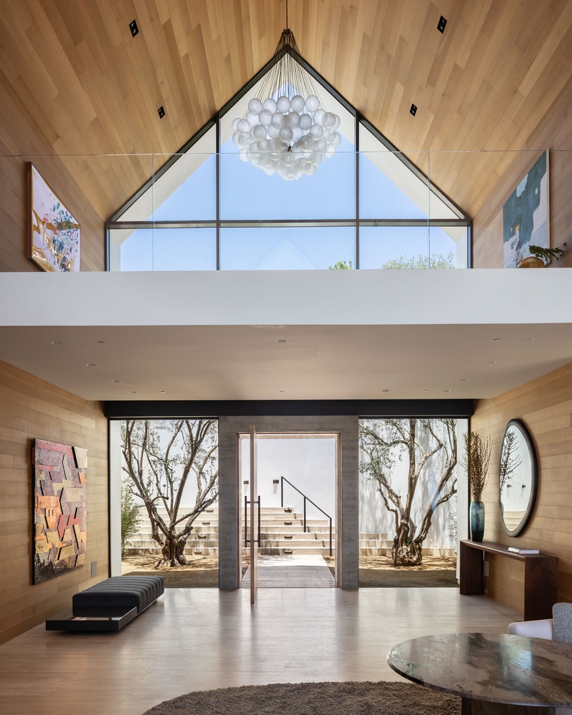 standardarch's tweet photo. Thank you to Design Hunter for featuring Forest Knoll on the cover story 🤍! Congratulations to the entire team!

#standardarchitecture
photos by @mpkelley_ https://t.co/wGs3CGA18x