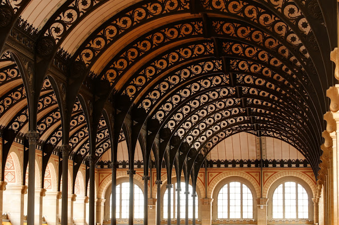Nefertitui's tweet photo. Day 8- #Bibliothèque de Sainte-Geneviève – Paris
En plein cœur de #Paris se trouve cette magnifique bibliothèque, conçue par l'architecte Henri #Labrouste au 19e siècle, qui marie élégance néo-renaissance et innovations structurelles.
Au-delà de son architecture imposante, ⬇️ https://t.co/Ntl8d8AQtE