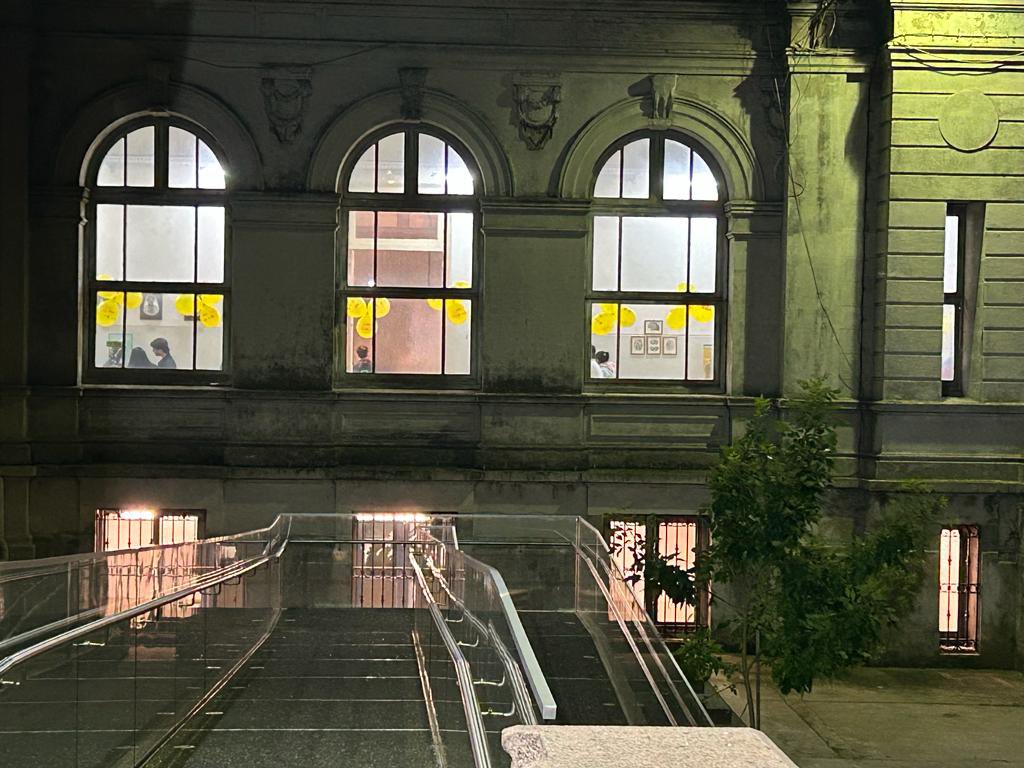 AnatomiaUy's tweet photo. Noche de los Museos, reinauguración del Museo de Anatomía FMed. Gran afluencia de público de todas las edades https://t.co/9xwOXpxbqg