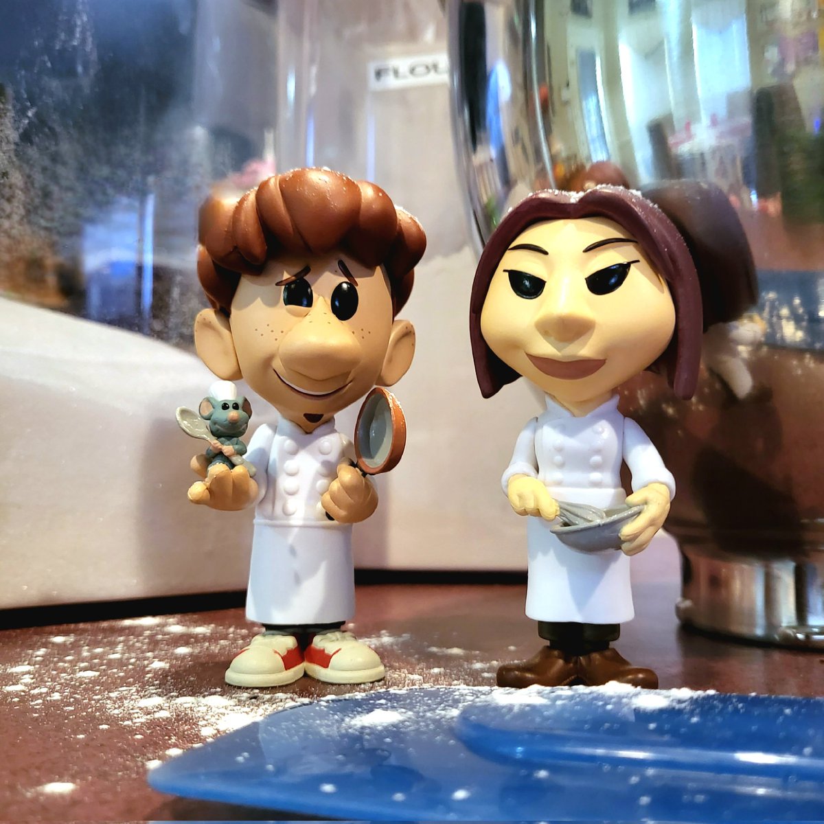 wise_lordship's tweet image. Remy is just baking some Christmas treats.

#FunkoPhotoADayChallenge
#funaticsfunkophotoadaychallenge
#funkophotography #funkopopcollection #funkopopcollector #funkoFunatic #funkofantic #fotw #FunkoFamily #FunkoSoda  #funkoSodaSaturday