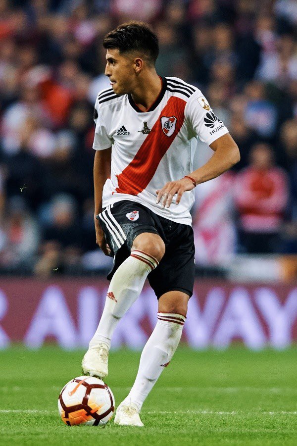 villacis_ander's tweet photo. Hace 5 años quedaba claro que no cualquier juvenil es figura durante toda una Libertadores (incluyendo la final) y encima ser capaz de GANARLA. Arriba de la pelota únicamente la suela. https://t.co/yxMZ7ossrk