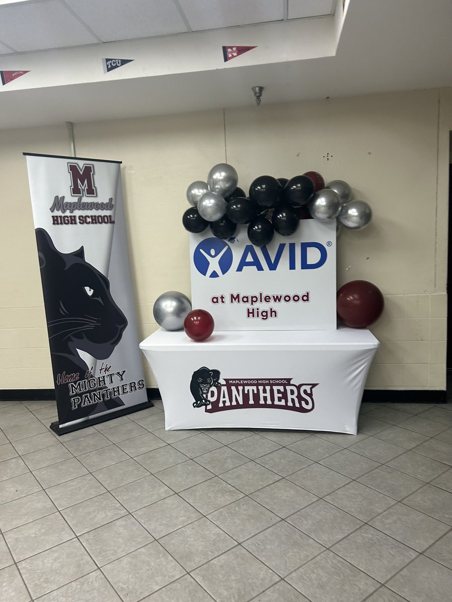 PantherNation_1's tweet photo. AVID Academic Game Night on a "Friday Night" Thanks to the parents and students that came out for some WICOR fun! @MetroSchools @SonyaBrooks71 @AVID4College https://t.co/kCtRNjf36d