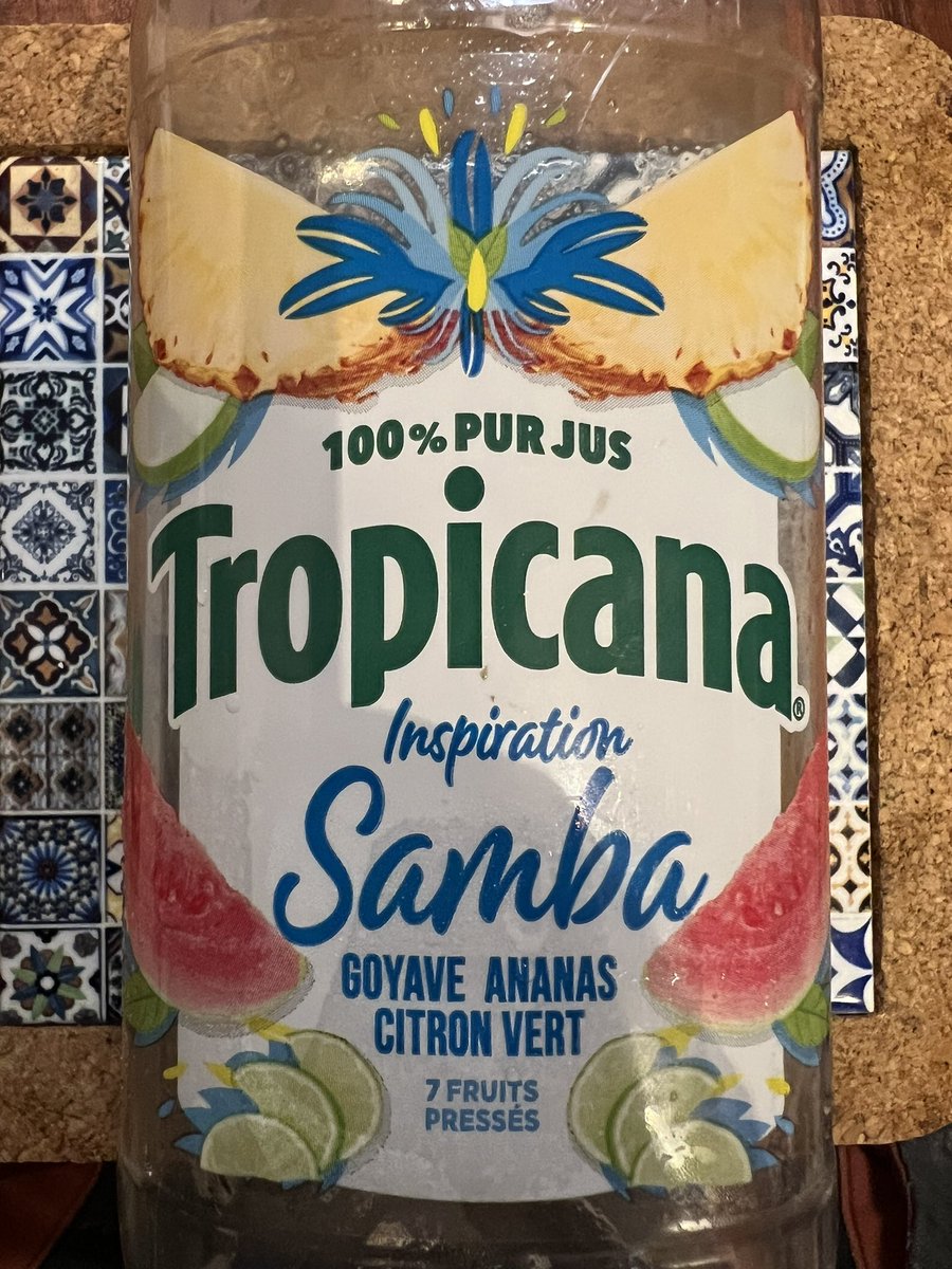 G_VanAelst's tweet photo. Who would expect 75% of that juice is actually apple juice? @Tropicana Great juice but stop making me believe that it’s anything but apple juice with a bit of other things! 😘😇 https://t.co/ViHPhFO91N