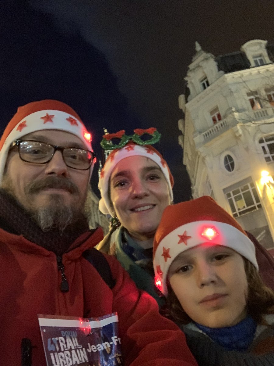 6 mois après un cancer, une opération et de multiples examens, nous y voila, premier urban trail en famille!