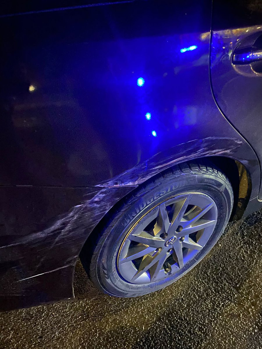 MPSSpecials's tweet photo. The other night, Officers from #EATaskforce were flagged down in @MPSBarkDag to a RTC, where the driver failed to stop. Vehicle sighted in the distance, caught up with the vehicle and stopped. Further units requested whilst the driver become aggressive 1/2 https://t.co/95yohc6Rnh