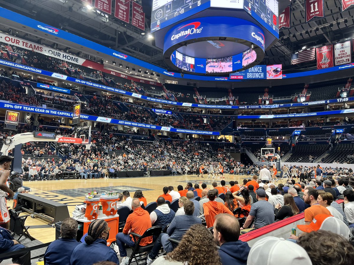 gstern10's tweet photo. @GQBurbs LETS GO 🍊🍊🍊🍊 https://t.co/j2r3VFllms