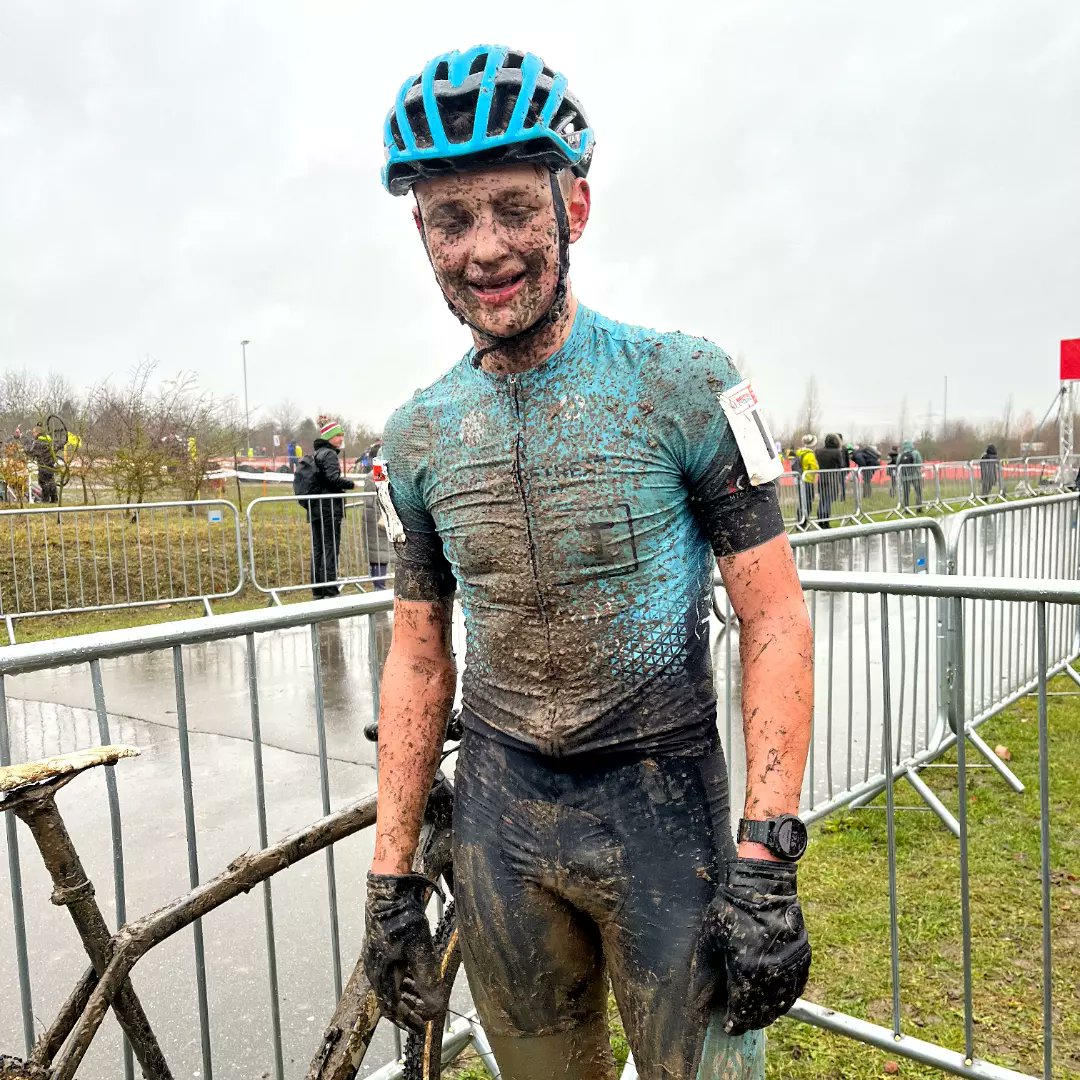 Nice to be back on a National Trophy podium 🥉 A wet muddy one at @Cyclopark

@pedalpotential
@ScotiaOffroadRT
@Auxilium_ITC 
#rr_tweedvalley
@thesoundcounsel 
@thebicycleworks