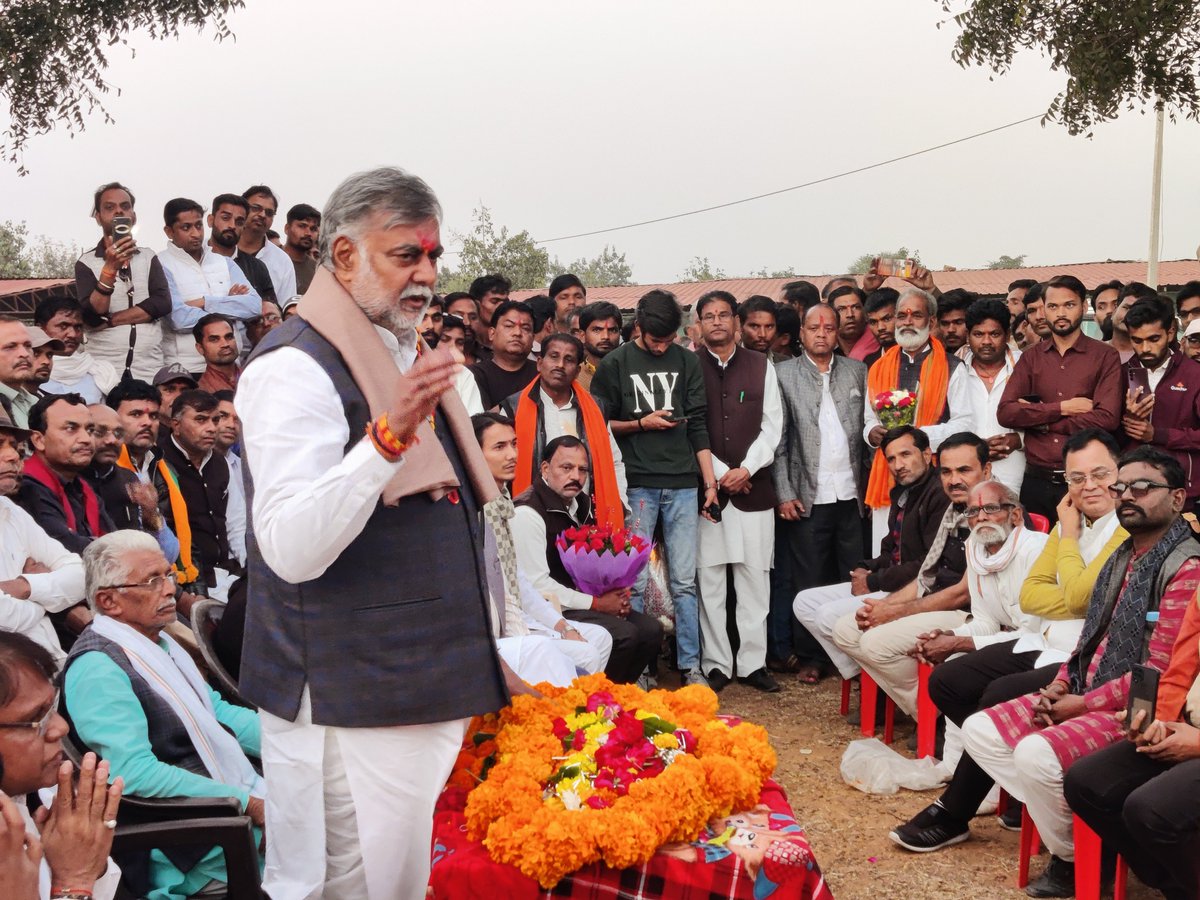 prahladspatel's tweet photo. आज जरारूधाम गौ अभ्यारण्य में सहयोगियों व कार्यकर्ताओं से सार्थक चर्चा हुई।
अभ्यारण्य में समय-समय पर सहयोग करने वाले साथियों का आभार व्यक्त किया। https://t.co/WPuGjqp2cd