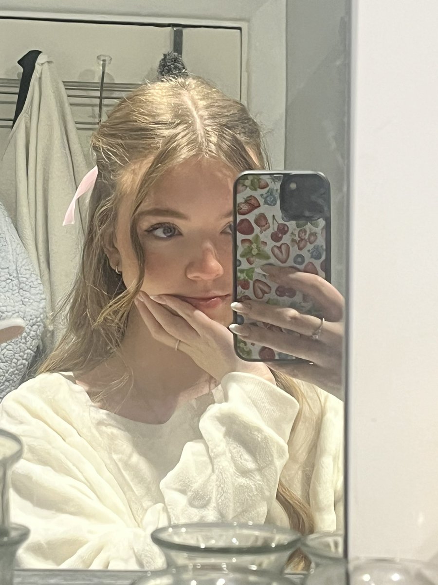 🎀🤍⭐️🌸🧁💕