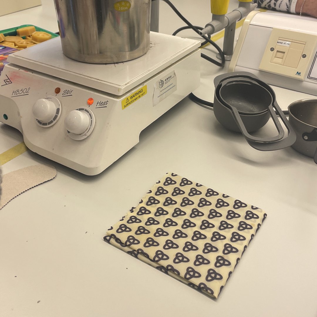 unigalway_adult's tweet photo. What better way to spend a Saturday than at a Wax Workshop at @uniofgalway as part of our part-time Diploma in Apiculture (#beekeeping) 🐝
Some fantastic #beeswax candles, lip balms, melts and of course, #beeswaxwraps were created.
#sdgs #Sustainability #beekeepers https://t.co/CnzDI8I6LM