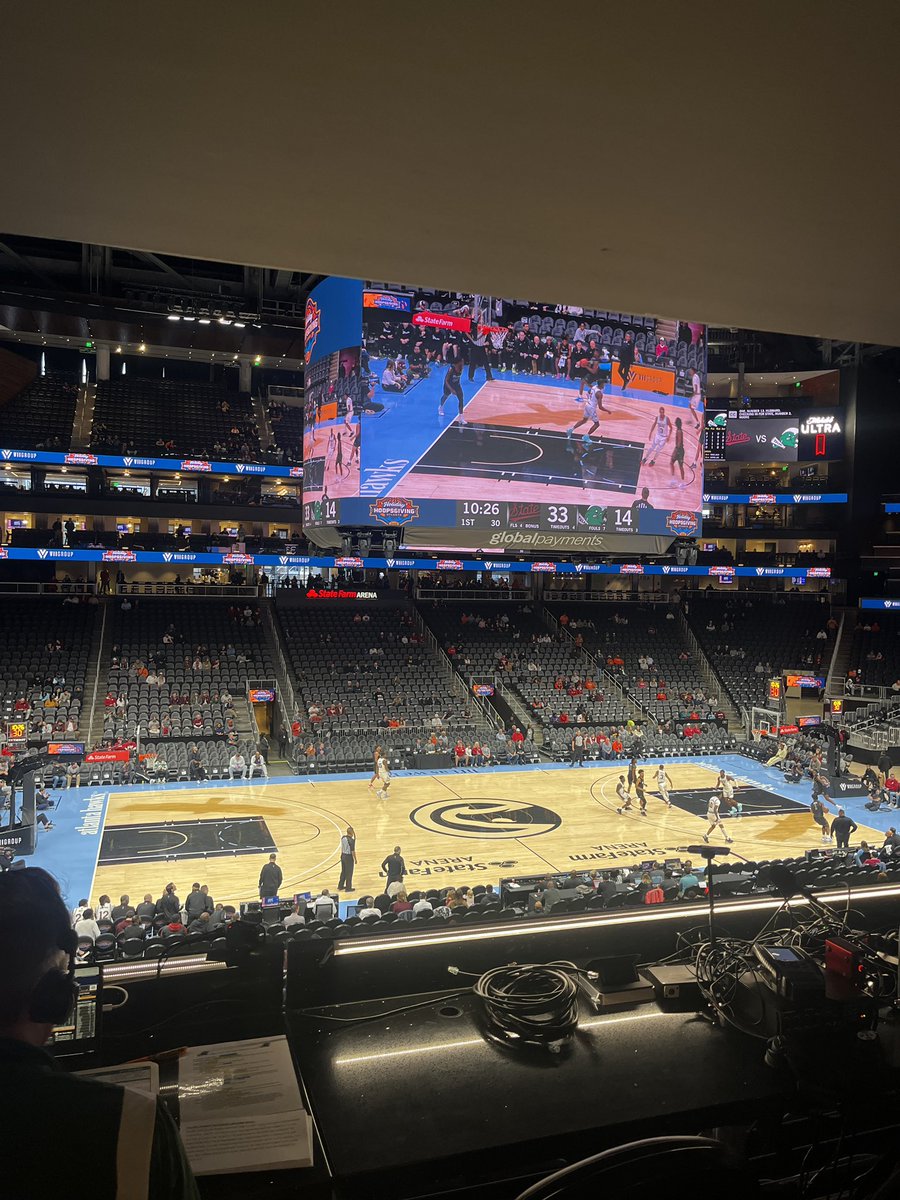 Charlie_Huiras's tweet photo. We have arrived in Atlanta, Georgia for Indiana vs Auburn at 2 ET. I will be reporting from the sideline, @AustinPlatter and @cruzmartinvoice will have the call! #wiux https://t.co/iZmTPIzZQe
