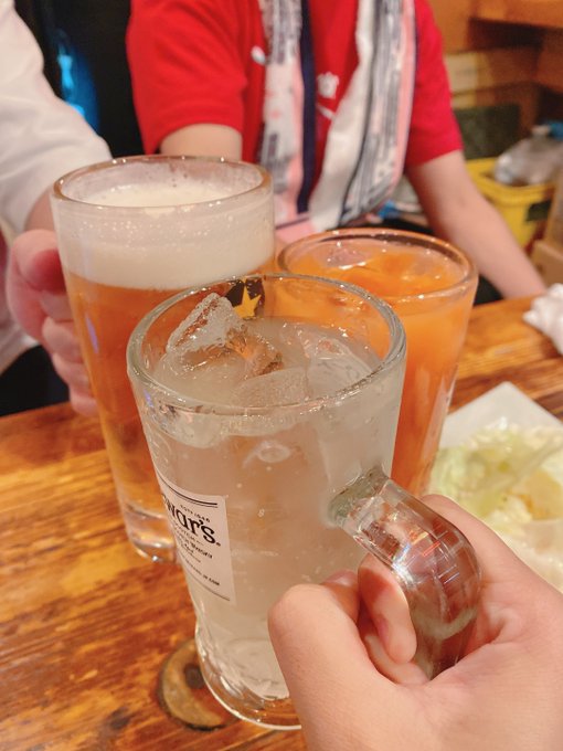 「男の子 ビール」のTwitter画像/イラスト(新着)