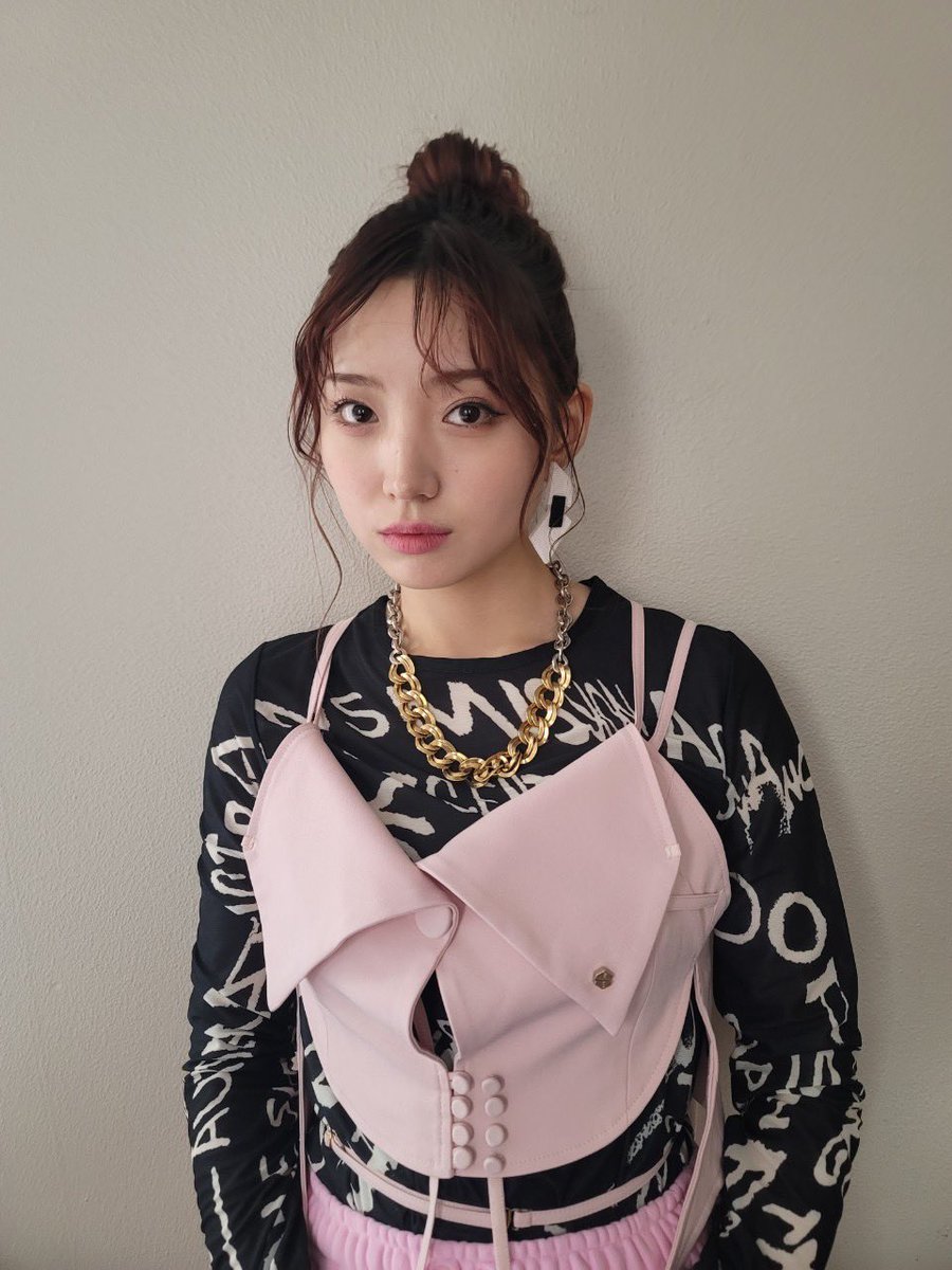 駿河屋 - 【買取】4 ： 太田夢莉/2017 January-sp 個別生写真