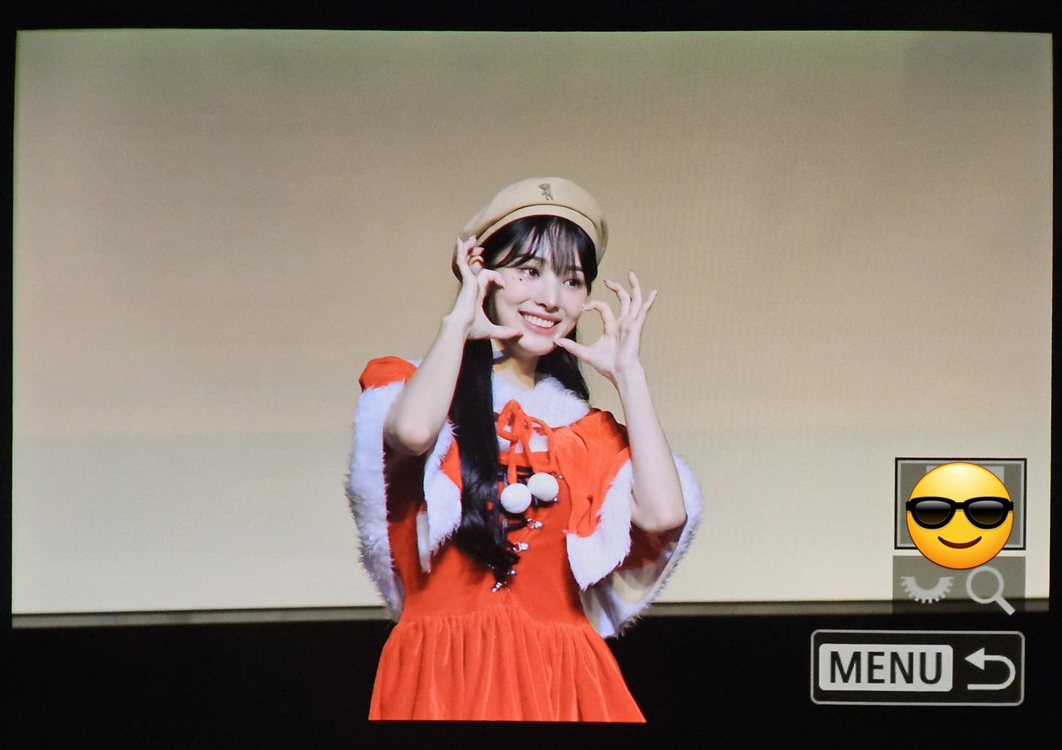 jinigallery's tweet photo. Jini cute christmas outfit 

©️: HwaZhiO 

#JINI #지니 #최윤진 https://t.co/PfqyI7Id1s