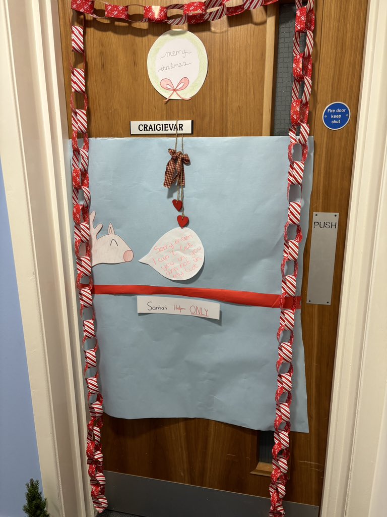 GordonstounPrep's tweet photo. What a fun evening judging the dorm decoration competition; more of an experience than decorations: music, song, drama, a treasure hunt and finding Santa hidden in a cupboard! @gordonstoun #boardingfun ๐๐
https://t.co/pUiKNBgXB5