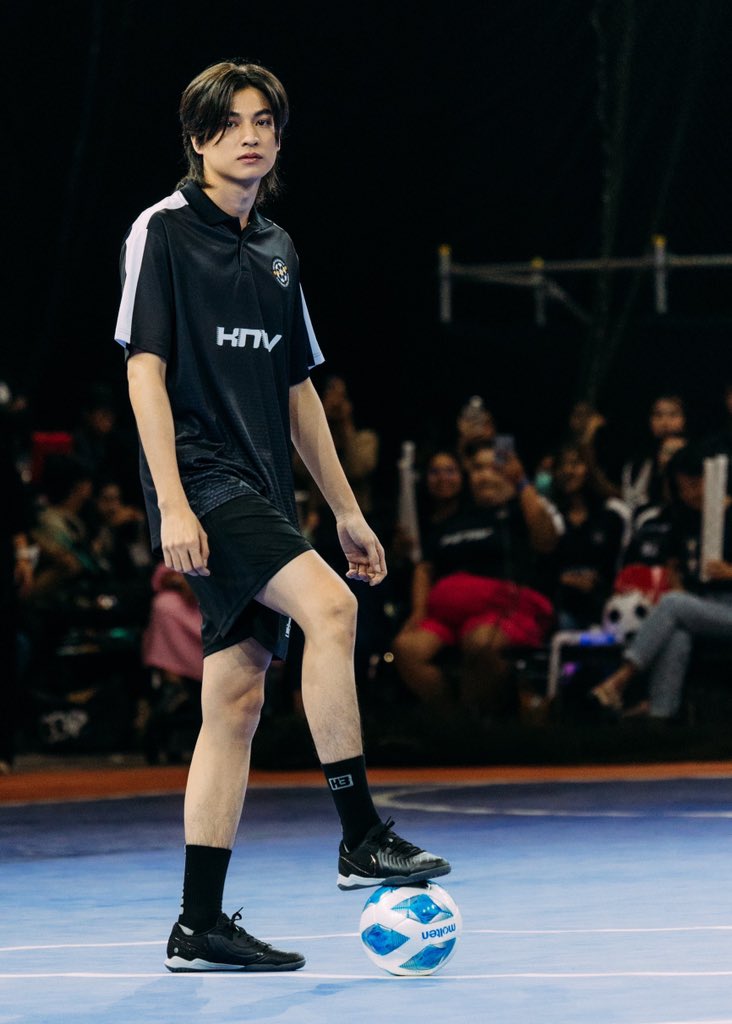 รอเจอกันอีกทีรอบคอนนะครับ

#GulfKanawut
#GULFBigMatch2023