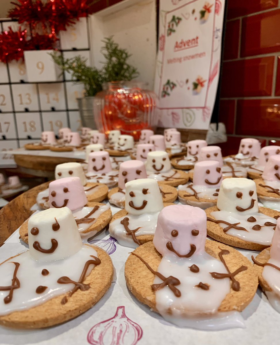 DownsideCatering tweet media