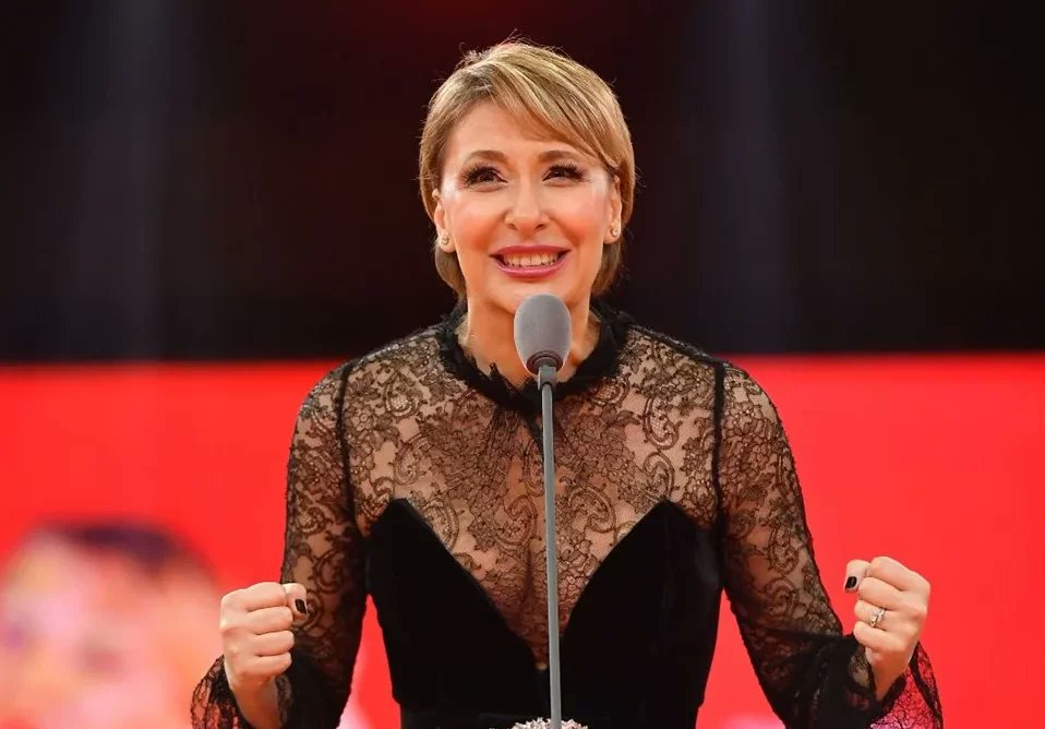 🔥Avrupa Yakası, Yalan Dünya ve Jet Sosyete gibi dizilerin yazarı Gülse Birsel müjdeyi verdi: "Yeni bir dizi yazıyorum!"