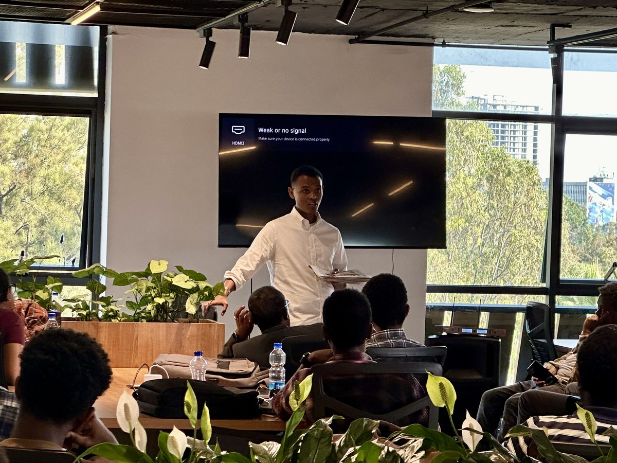 HenokPrecise's tweet image. Citing numbers from bitmain, the largest mining equipment suppliers in the world @KalKassa says #Ethiopia can generate upto $3billion annually from mining #Bitcoin 

Given some stranded power in some dams, Ethiopia should use such amount to pay for distribution lines to expand…